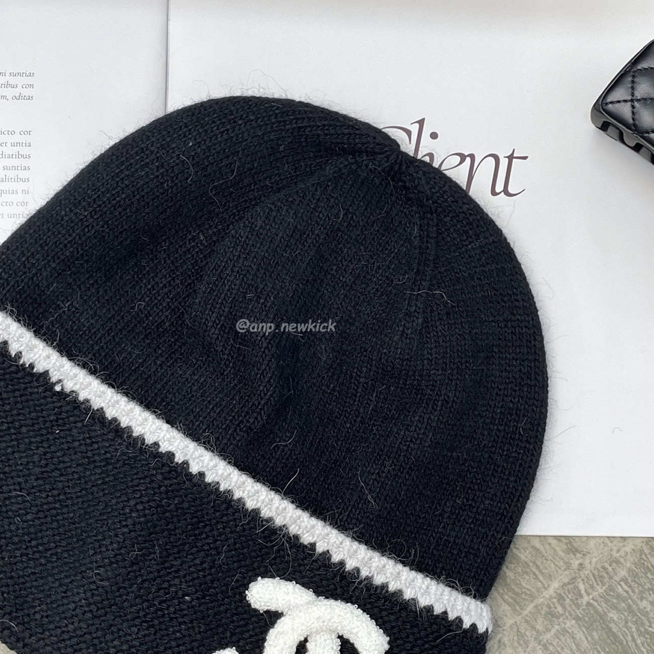 Chanel Cc Logo Black Beanie Hat (2) - newkick.app